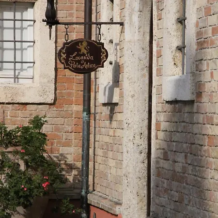 Di Porta Antica Bed and Breakfast